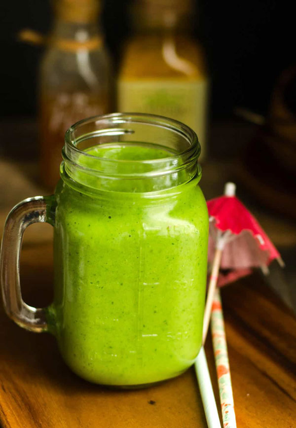 healthy green smoothie